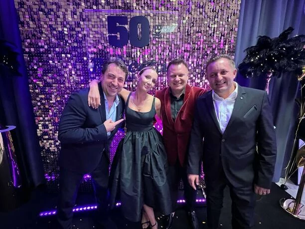 Robert Klatt Classic skończył 50 lat!  Huczne urodziny gwiazdora disco polo! Wśród gości m.in. Michał Wiśniewski i Marek Sierocki, Marcin Miller [Zdjęcia]