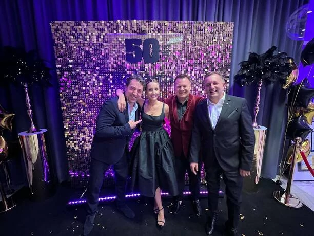 Robert Klatt Classic skończył 50 lat!  Huczne urodziny gwiazdora disco polo! Wśród gości m.in. Michał Wiśniewski i Marek Sierocki, Marcin Miller [Zdjęcia]