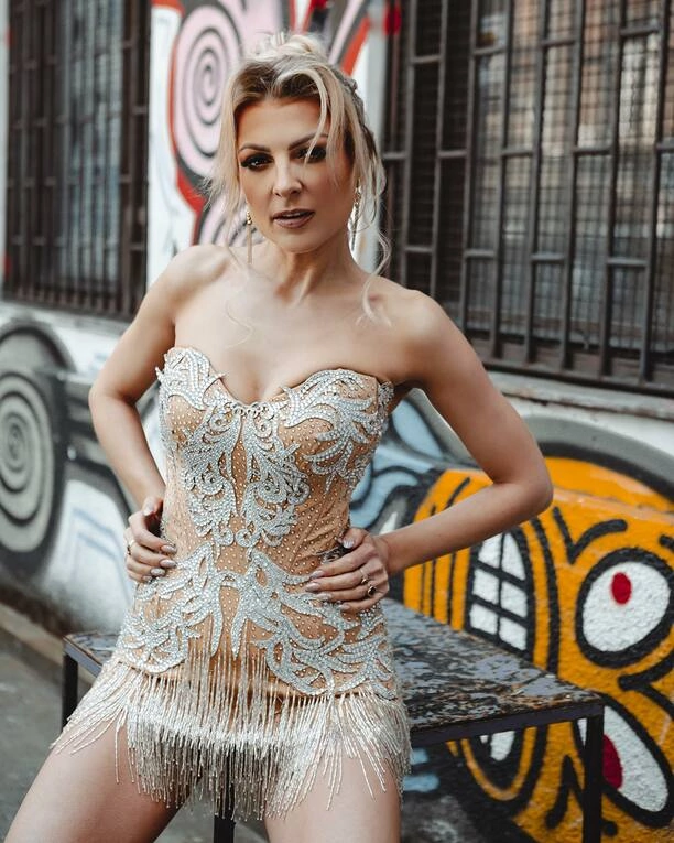 Mega gorące zdjęcia Magdy Narożnej! Tak ponętnie i seksownie dawno nie było! 