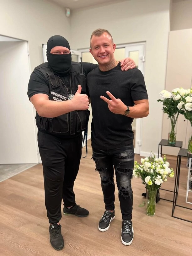 Dawid Narożny gwiazdą na otwarciu Multident Bonding Center Dr Piotra Trafidło! Wśród gości m.in. Rutkowski, Michał Szczygieł, Super Mario [Zdjęcia]