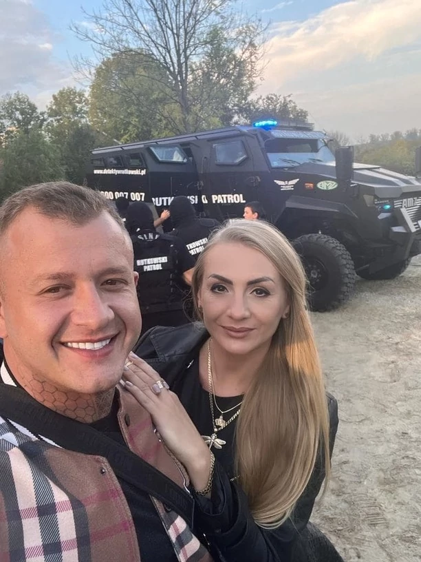 Dawid Narożny gwiazdą na otwarciu Multident Bonding Center Dr Piotra Trafidło! Wśród gości m.in. Rutkowski, Michał Szczygieł, Super Mario [Zdjęcia]