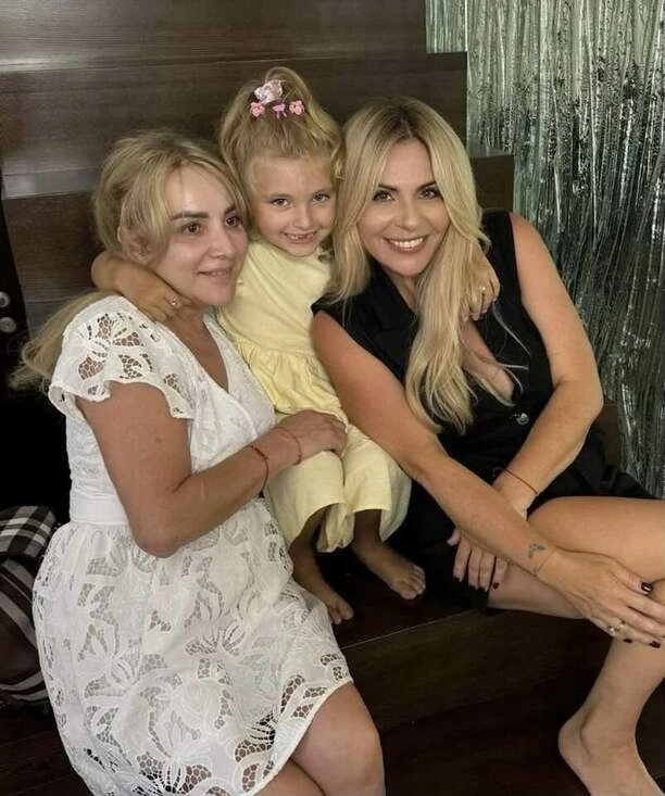 Danuta Martyniuk pokazała zdjęcia wnuczki. Fani zachwyceni urodą Laury Martyniuk