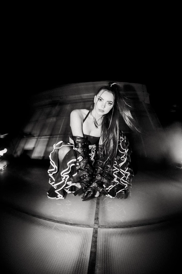 Zjawiskowa Angelika Żmijewska z zespołu Topky wygląda cudownie! Zobaczcie te zdjęcia!

