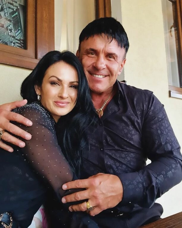 To najpiękniejsze małżeństwo disco polo Yoko i Mirage!?! Popularna para zaskoczyła fanów stylizacją! 