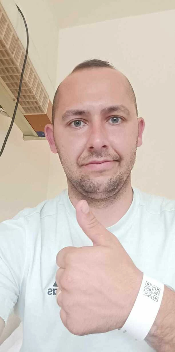 Życie wokalisty jest zagrożone?! Łukasz Kocyła w szpitalu! Konieczna operacja! 