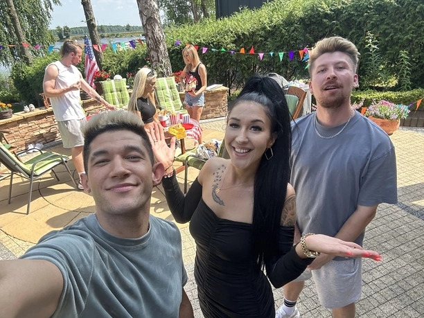 Sylwia Kossakowska debiutuje w branży disco polo! Jej singiel pt. „Brunet„ podbije rynek muzyczny?!