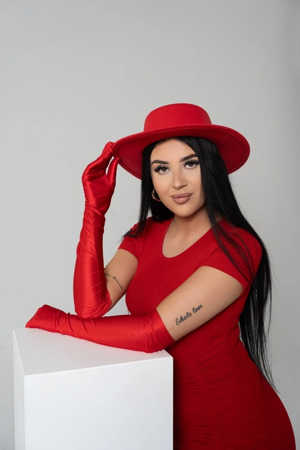 Szok w disco polo! Zmiana w uwielbianej grupie! Kim jest nowa wokalistka zespołu disco polo?
