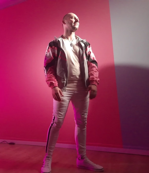 Będzie słodko i romantycznie! Gwiazdy disco polo zaskakują nowością! Mamy ZDJĘCIA PROSTO Z PLANU!