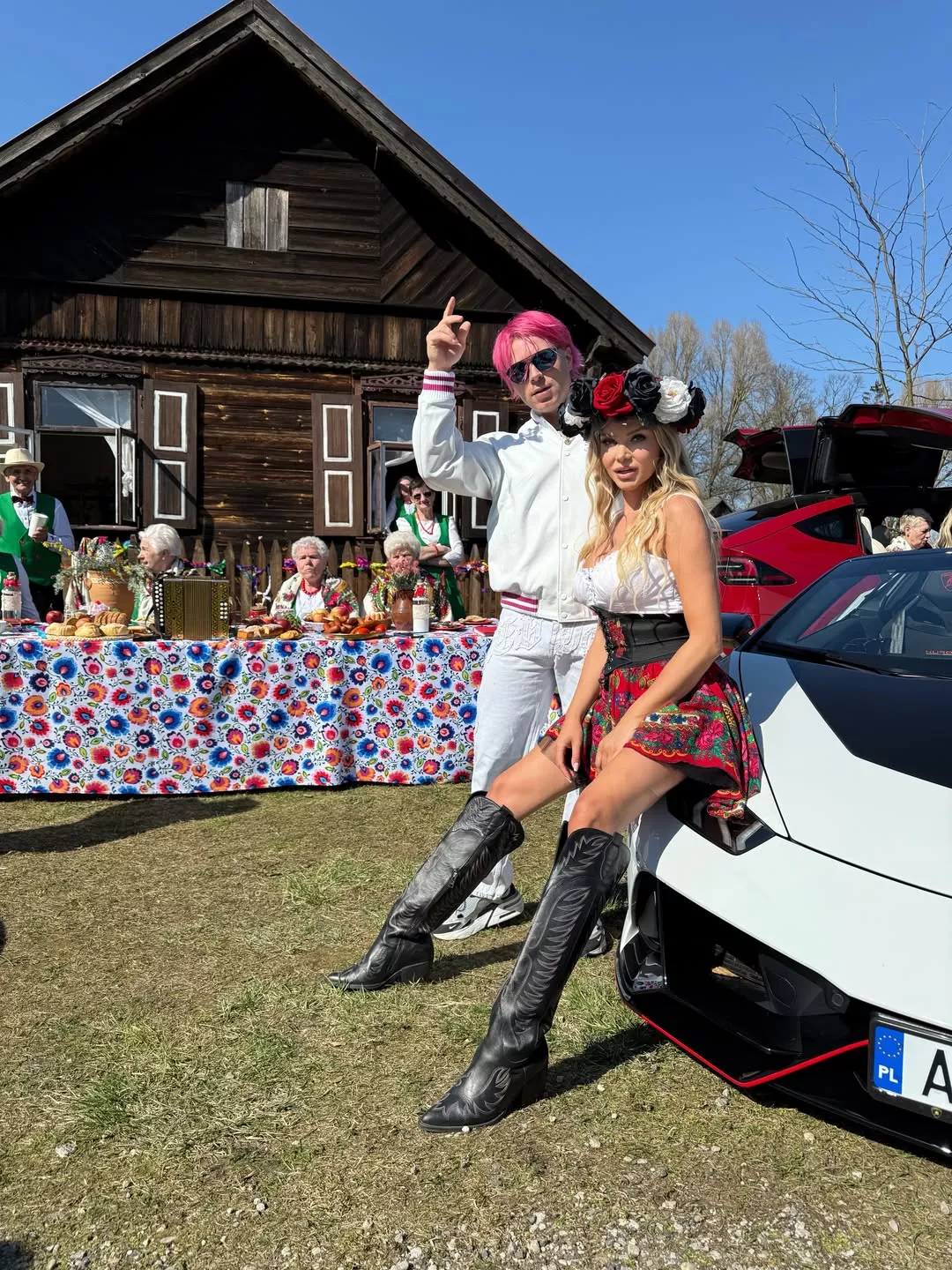 Ola Ciupa znów jako Słowianka. Tak wystąpiła w teledysku Cleo i Skolima „Lubimy"