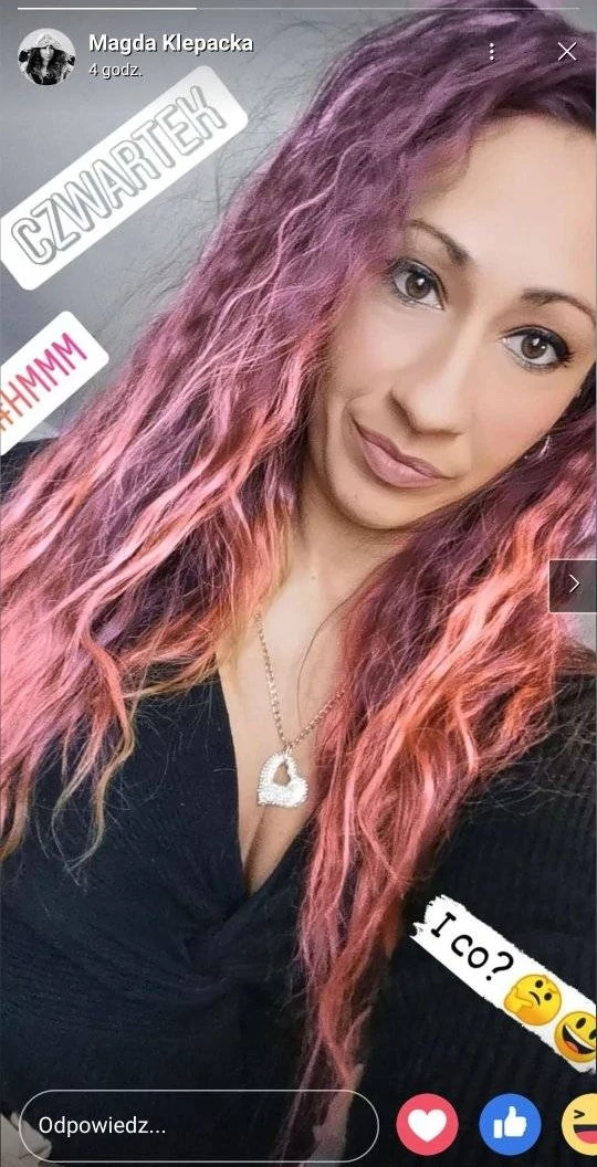 Ogromna metamorfoza popularnej wokalistki disco polo! Gwiazda zafundowała sobie różowe włosy?! 