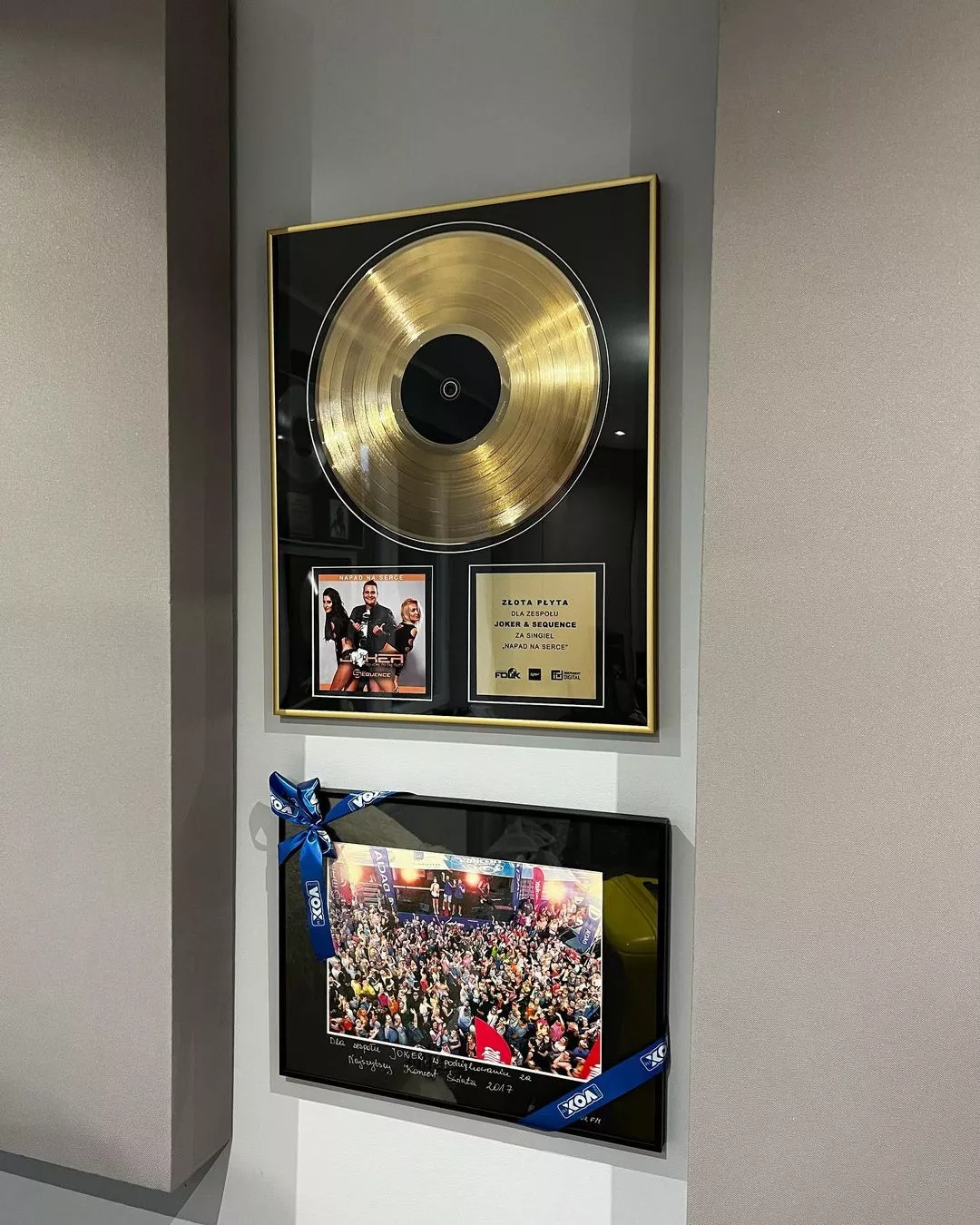 Wyjątkowa nagroda w rękach popularnego gwiazdora disco polo ”To nasz wspólny sukces”