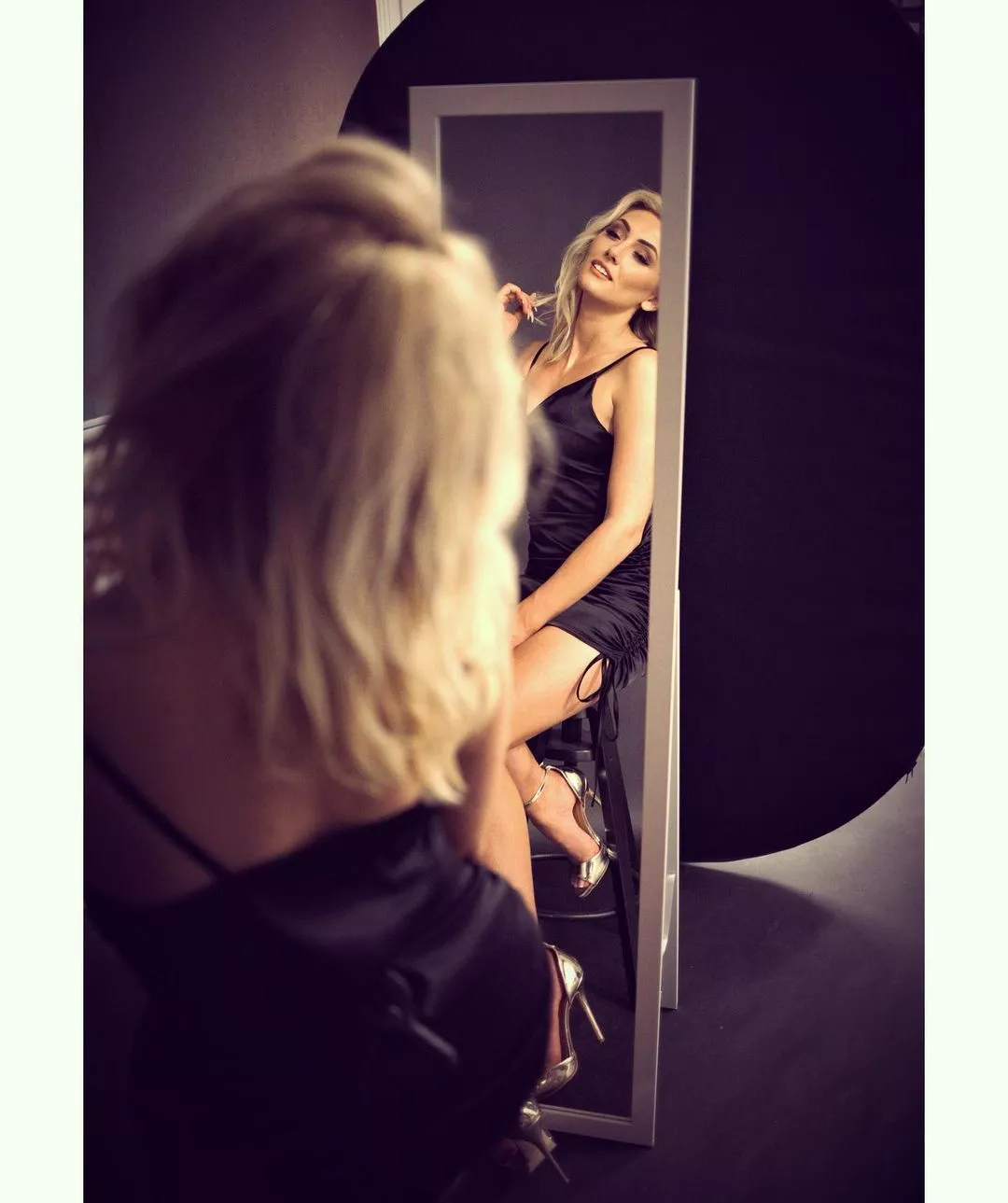 Gorące FOTO! Piękna artystka disco polo kusi ciałem w skąpym stroju! Wygląda jak bogini?!