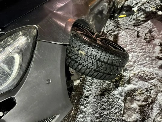 Groźny wypadek Skolima i jego ekipy! Koło urwało im się podczas jazdy! Znamy szczegóły zdarzenia