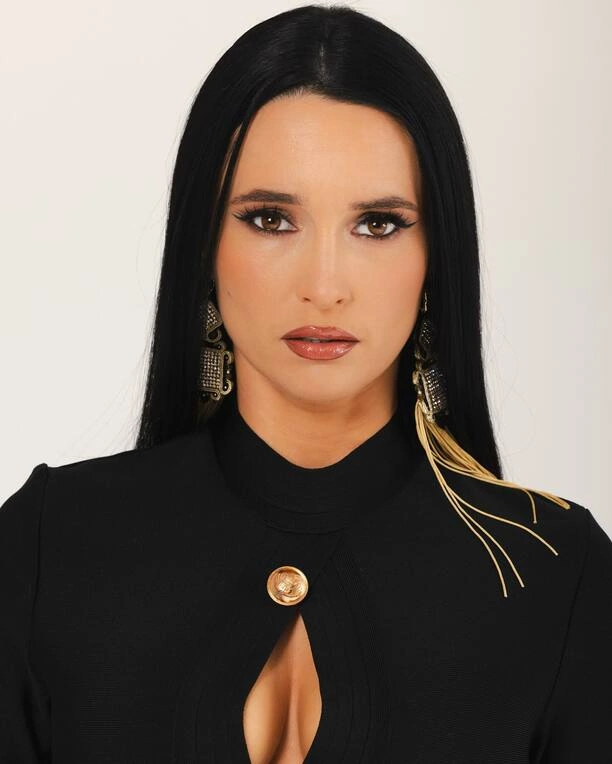 Szokujący nowy look Emilii z „Daj To Głośniej„! Nie uwierz, jak prezentuje się znana gwiazda disco polo!| ZDJĘCIA