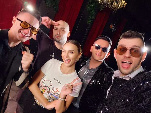 Ten utwór będzie śpiewać cała Polska?! Grupa Playboys z nowością „Nie jesteśmy monotonni. Nie oglądamy się na innych robimy swoje”