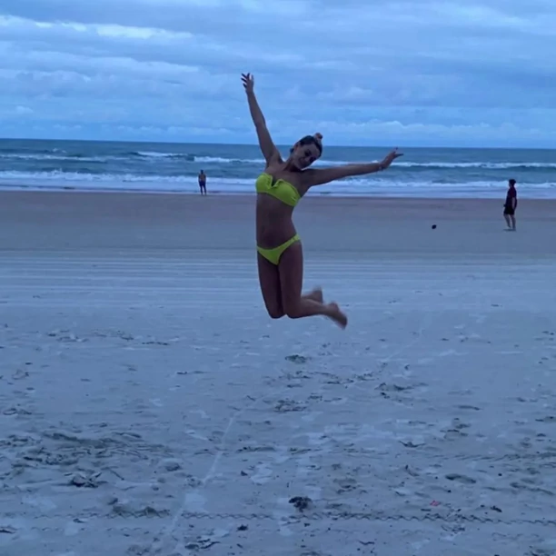 Justyna Lubas z zespołu Top Girls kusi w skąpym bikini! Gwiazda podbija USA! Mamy FOTO