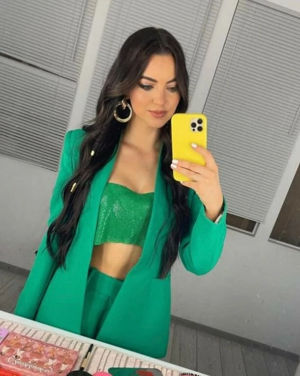 Gorąca wokalistka disco polo kusi w wannie z różową pianą! Angelika Żmijewska pokazała odważne zdjęcia!