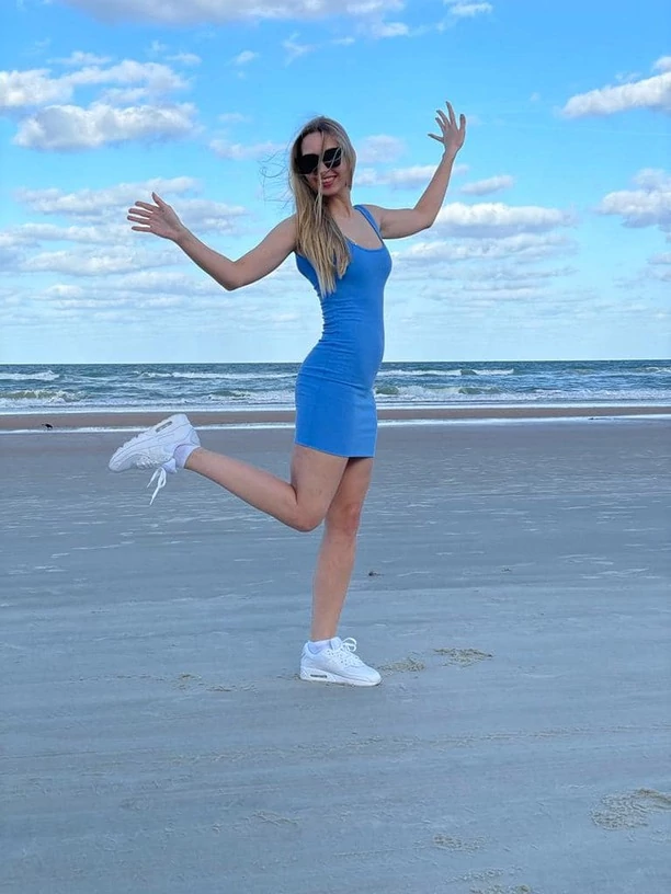 Co za figura! Natalia Siemieniecka Top Girls wygląda zjawiskowa! Gwiazda disco polo zachwyca na plaży w USA [FOTO]