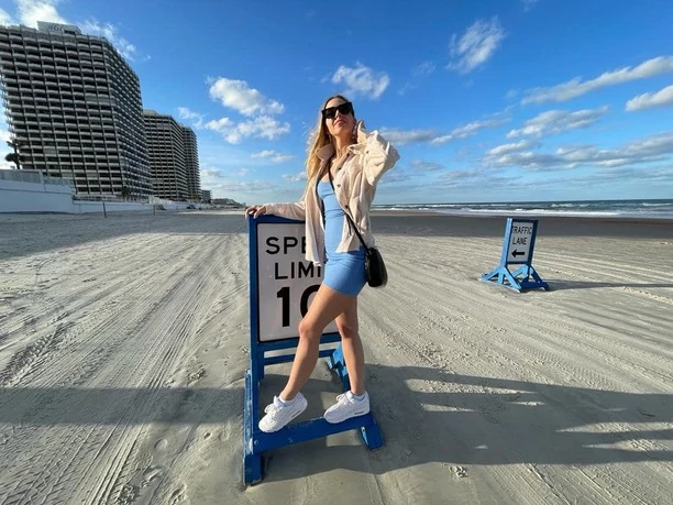 Co za figura! Natalia Siemieniecka Top Girls wygląda zjawiskowa! Gwiazda disco polo zachwyca na plaży w USA [FOTO]