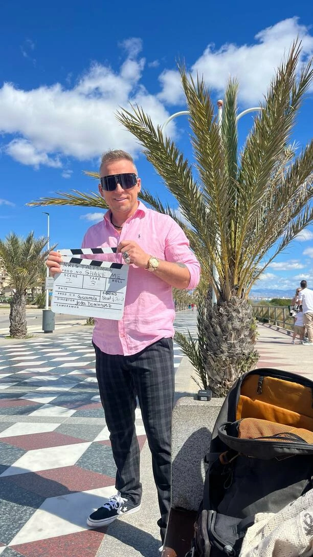 Kris Talisman kręci nowy teledysk w Hiszpanii! Czy szykuje duet na wakacje?

