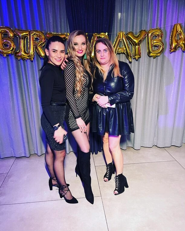 Huczne urodziny Pauliny z Energy Girls! Gwiazda czaruje w gorącej stylizacji | ZDJĘCIA