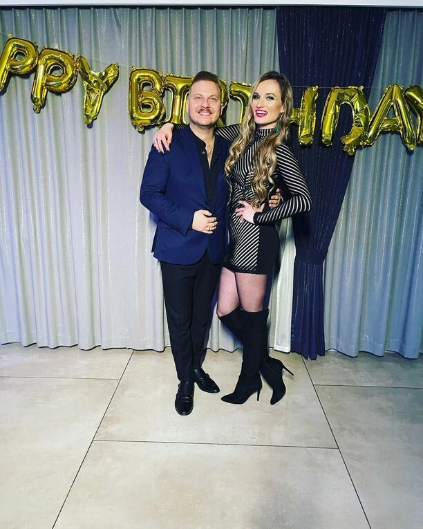 Huczne urodziny Pauliny z Energy Girls! Gwiazda czaruje w gorącej stylizacji | ZDJĘCIA