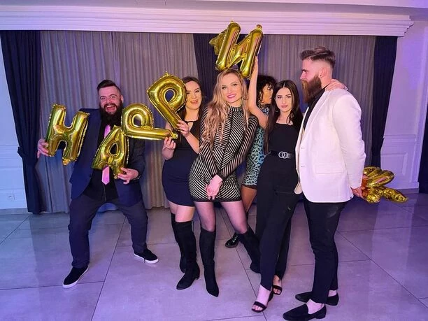 Huczne urodziny Pauliny z Energy Girls! Gwiazda czaruje w gorącej stylizacji | ZDJĘCIA