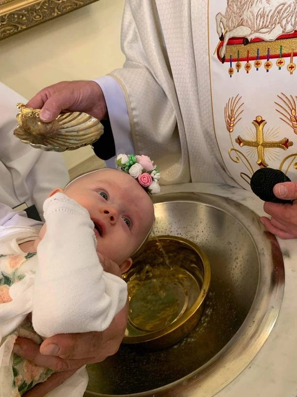 Najbardziej nietypowe polskie imię? Ajuna córka gwiazdy disco polo została ochrzczona! | ZDJĘCIA