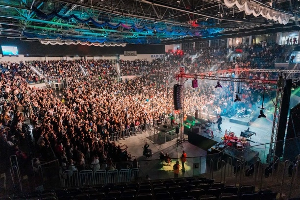 Za nami! 10-lecie Playboys w Radomiu: Jubileusz pełen emocji i gorących rytmów disco polo! Zobaczcie co tam się działo!