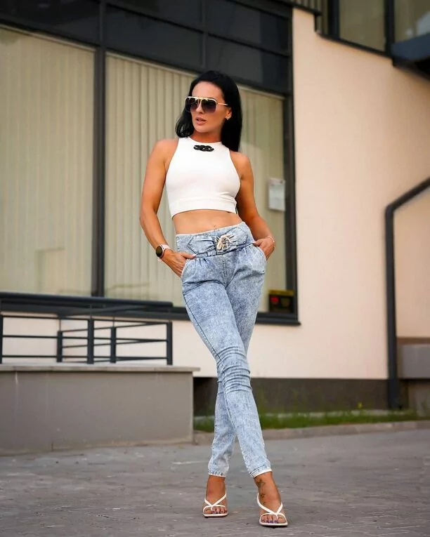 Cudowna wokalistka disco polo odważnie odsłoniła biust! Wygląda jak modelka ze światowych wybiegów! 