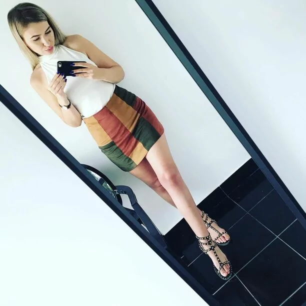 Śliczna gwiazda disco polo olśniła fanów swoją stylizacją! Wygląda jak milion dolarów! 