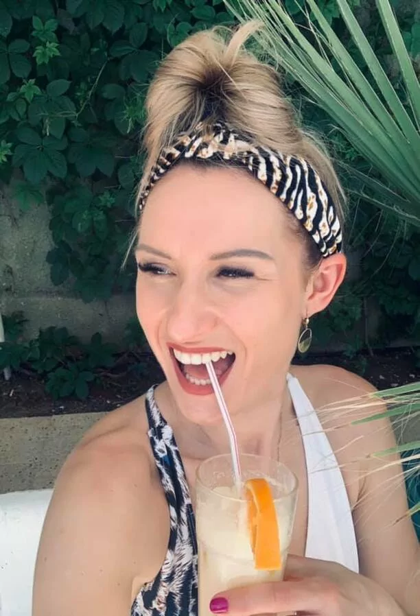 Niebezpieczny skok?! Wokalistka disco polo wyleciała na rajskie wakacje! Wróciła ze złotem! 