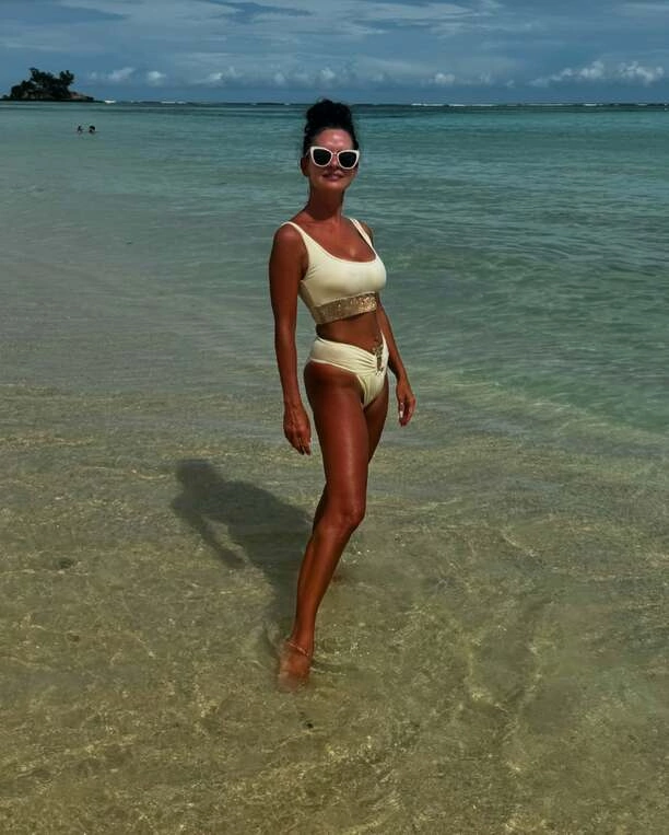 Etna zachwyca w skąpym bikini! Fani oszaleli na punkcie zdjęć gwiazdy
