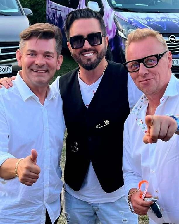 Andre – czy to najlepiej ubrany wokalista disco polo? Sprawdź, dlaczego kobiety wzdychają na jego widok!