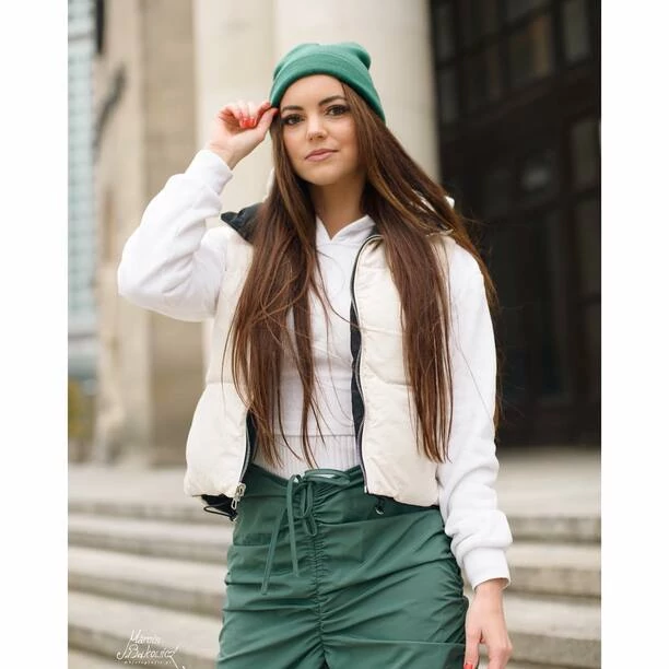 Gwiazda disco polo Angelika Żmijewska  wygląda jak uczestniczka Top Model?! Te zdjęcia robią furorę w internecie!