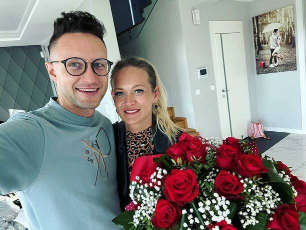 Kuba Urbański z piękną żoną Eweliną rozgrzali serca fanów! Zobacz zdjęcie, które wywołało lawinę komentarzy