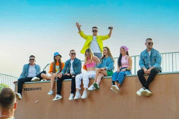 Posłuchaj jako pierwszy! Mega premiera! Playboys - Dzieweczka