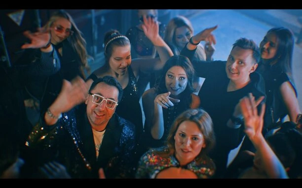 „Wychodzimy w Miasto„ wspólna produkcja zespołu Enjoy i Marcina Millera z Boys! | ZDJĘCIA