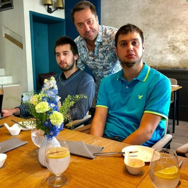 Niesamowite Podobieństwo! Marcin Miller pokazał swoich synów - Zobacz, jak wyglądają