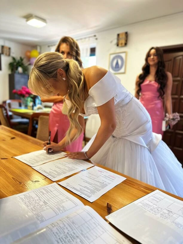 Paula Karpowicz z Topky ujawnia, ile kosztował jej ślub! Kwota może przyprawić o zawrót głowy

