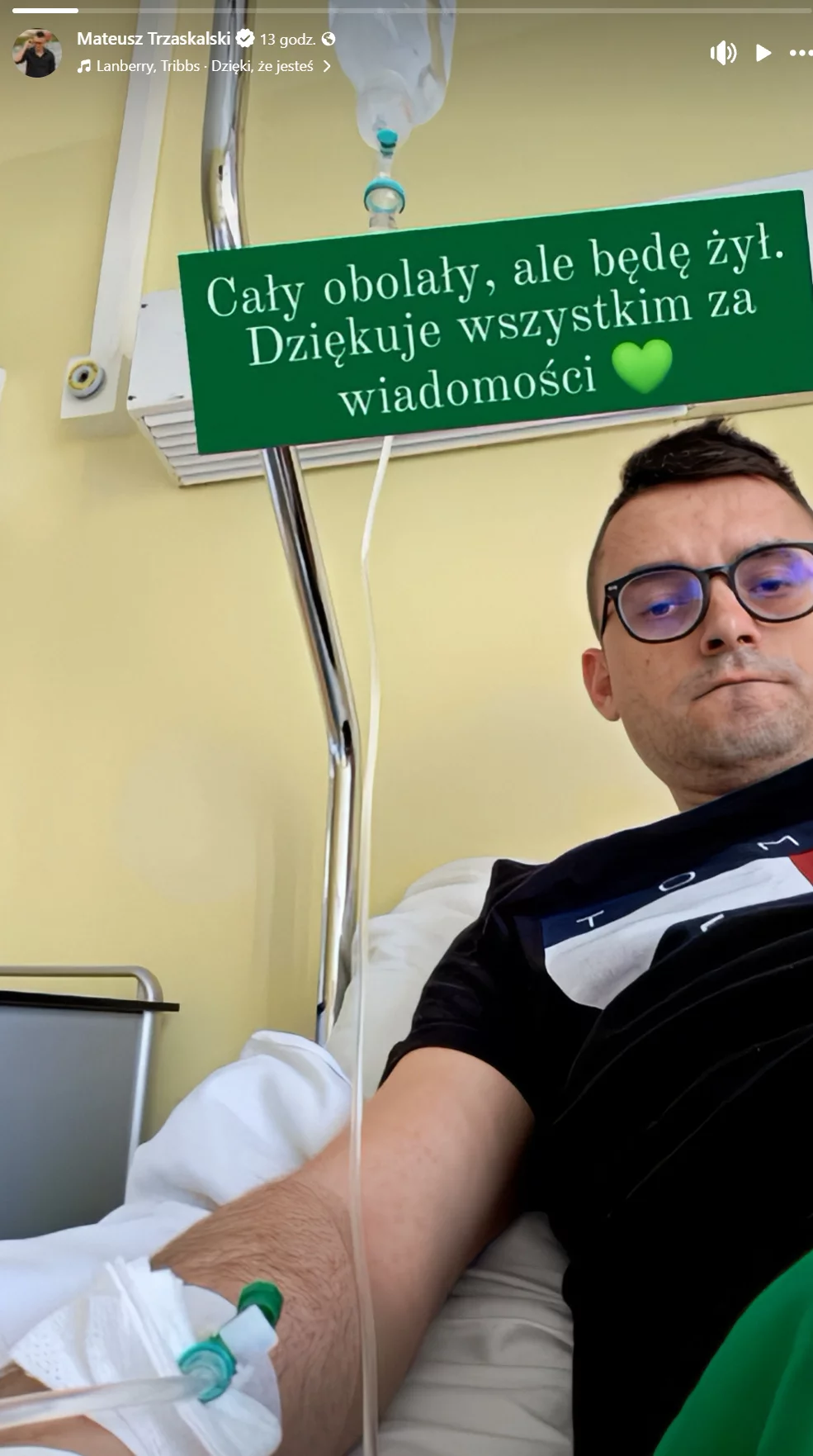 Czekał pół roku na tę operację! Gwiazdor disco polo już po zabiegu. Jak się czuje?