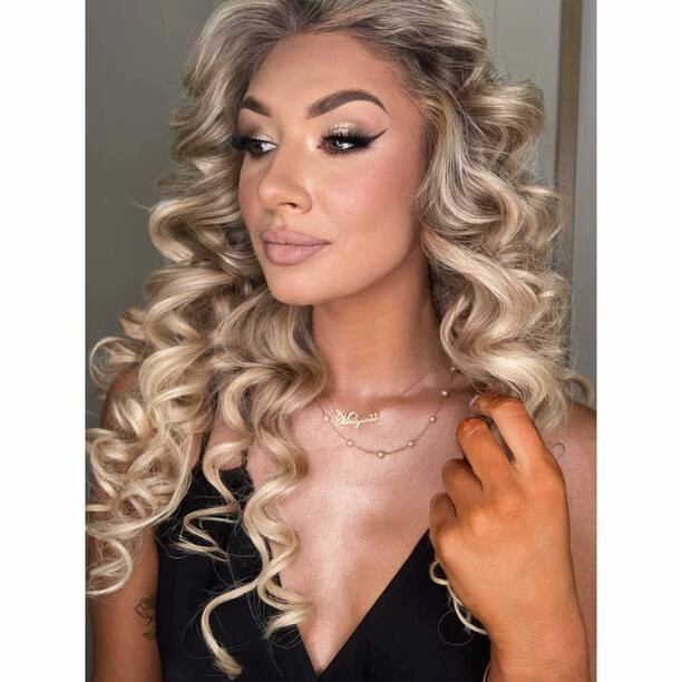 Piękny makijaż, cudowna fryzura! Małgorzata Główka Camasutra zachwyca! Wygląda przepięknie! 