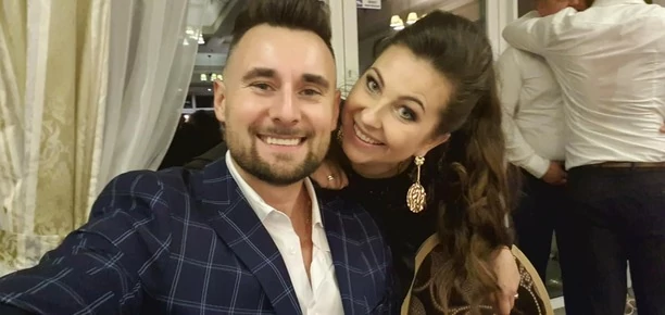 Marek Biedrzycki Effect pozuje z piękną żoną! Urocze zdjęcie gwiazdora disco polo zapiera dech w piersiach!

