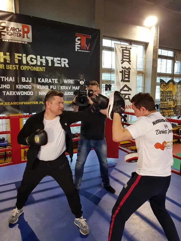 Zenon Martyniuk Akcent przygotowuje się do walki?! Z kim?! Zobaczcie trening bokserski króla disco polo!