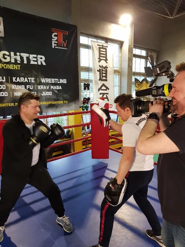 Zenon Martyniuk Akcent przygotowuje się do walki?! Z kim?! Zobaczcie trening bokserski króla disco polo!