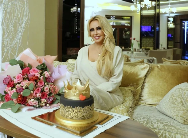 Królowa śląskich szlagierów hipnotyzuje biustem! Teresa Werner zachwyciła tym internautów ”Pięknie Pani wygląda”!
