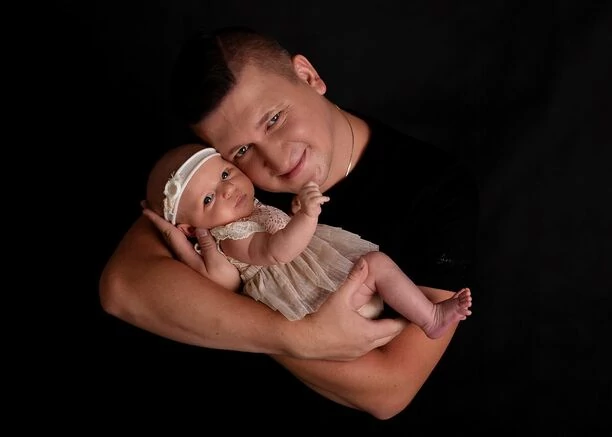 Wspaniałe nowiny w branży disco! Wokalista znanego zespołu został ojcem! Pokazał cudowne zdjęcia!
