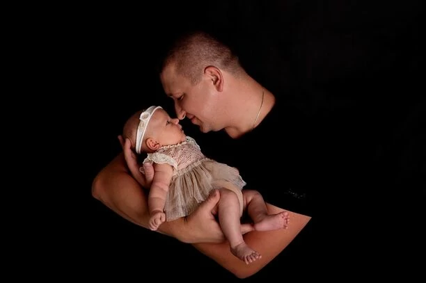 Wspaniałe nowiny w branży disco! Wokalista znanego zespołu został ojcem! Pokazał cudowne zdjęcia!
