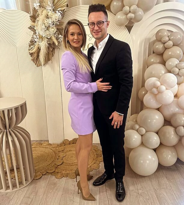 Jakub Urbański z przepiękną żoną Eweliną na rodzinnej imprezie. Zobaczcie zdjęcia!