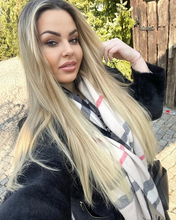 Totalna metamorfoza Pauli Karpowicz! Co zrobiła z twarzą?! Wokalistka zespołu Topky już tak nie wygląda! 